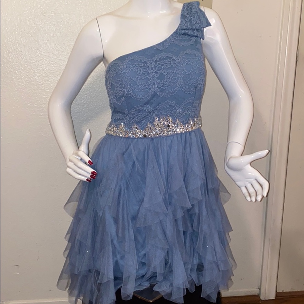 One shoulder strap dress